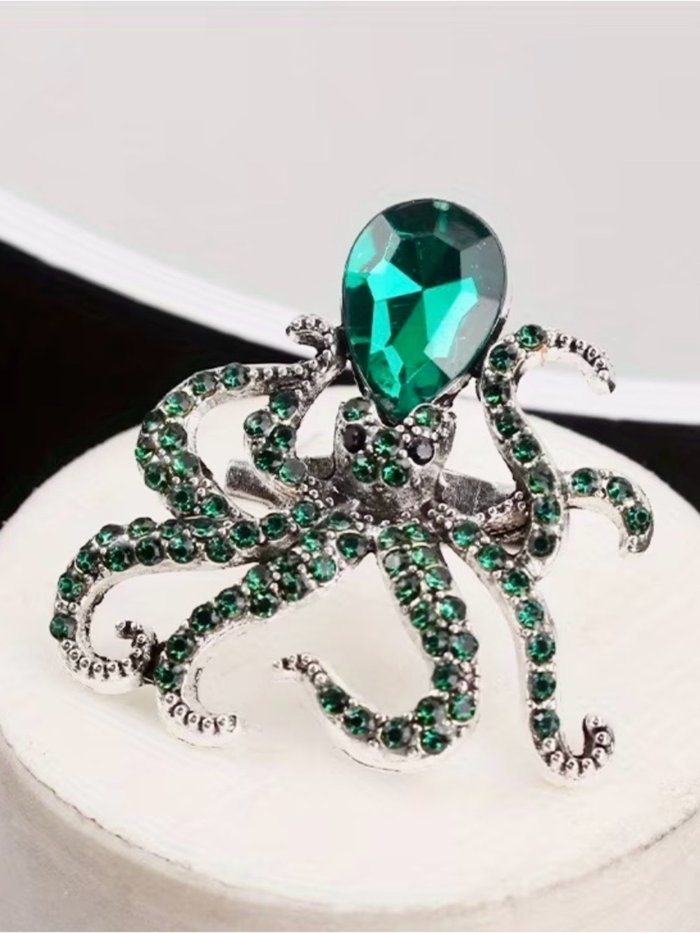 Emerald Octopus Statement brooch Women Jewelry